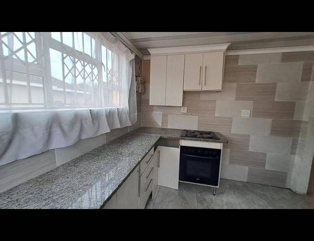 2 BEDROOM PROPERTY TO RENT IN UMLAZI